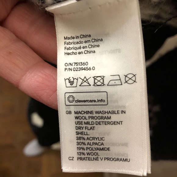 L.O.G.G By H&M Sweater Women’s Medium - Picture 4 of 4